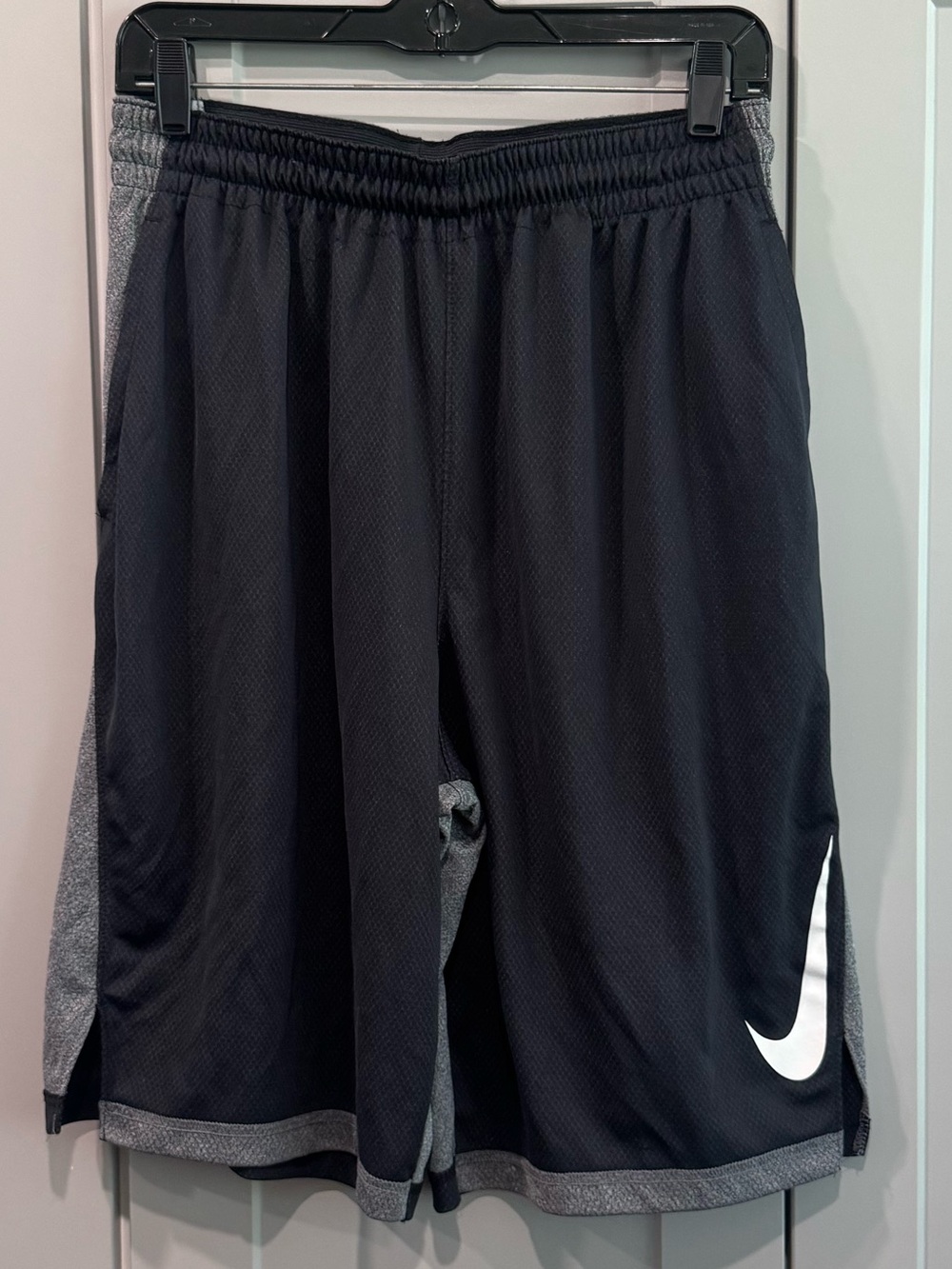 Nike Men's Black and Gray Athletic Basketball Shorts with White Swoosh